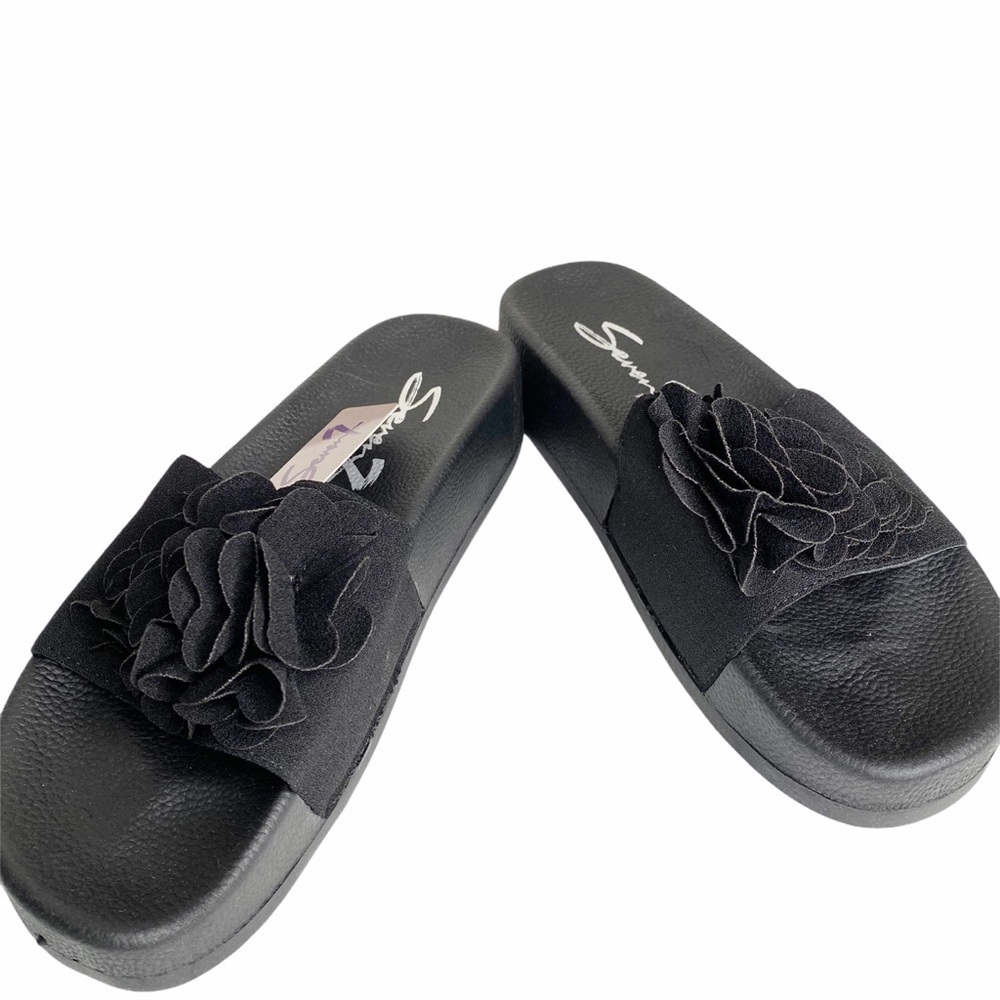 NWT Seven7  Black Sandal Didi Ruffle Size 11